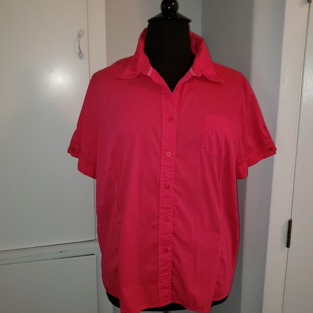 Avenue 26 / 28 pink fuchsia short sleeve button up